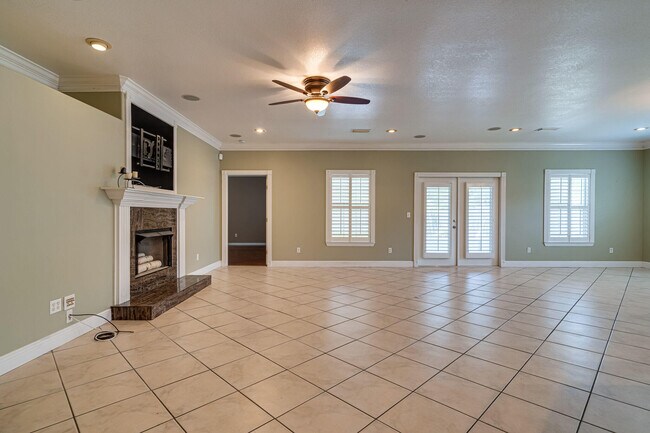 Building Photo - 3822 Indigo Cir