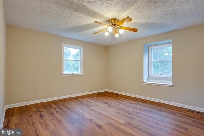 Building Photo - 3084 Eutaw Forest Dr
