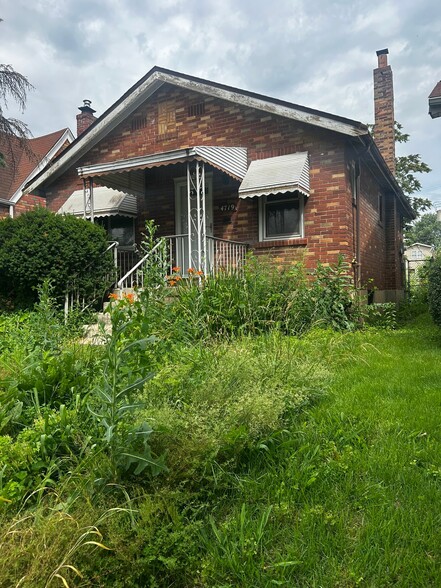 Building Photo - 4719 Plover Ave