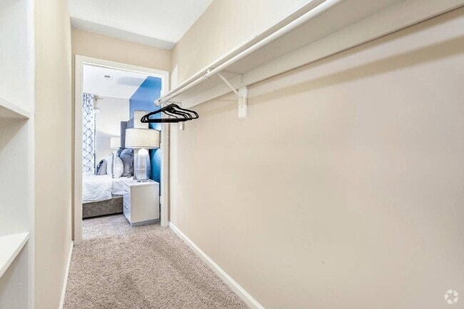 Building Photo - Woodlyn on the Green Apartment Homes