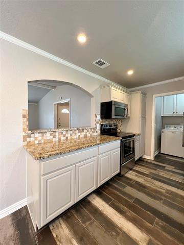 Building Photo - 1617 Edgehill Rd