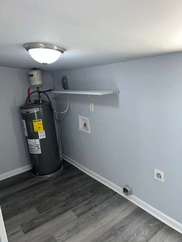 Building Photo - 5038 Westbrook Rd