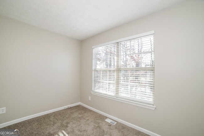 Building Photo - 7013 Grinder Dr
