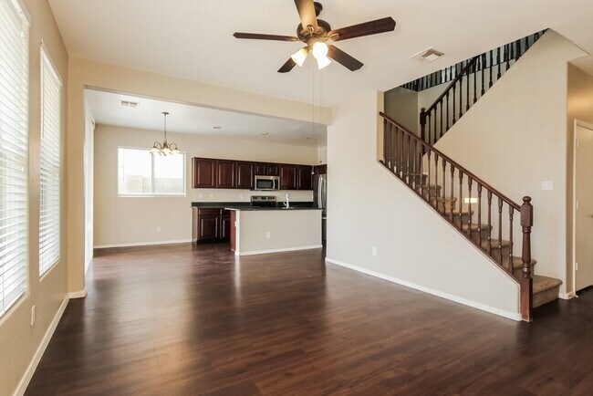 Building Photo - 6323 S 45th Ln