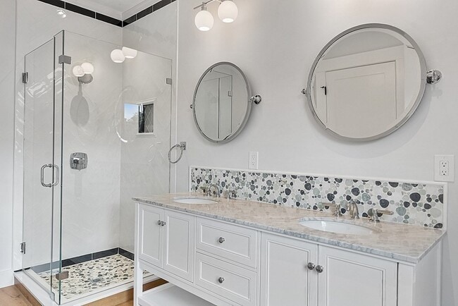 Building Photo - 38 McCallar Ln