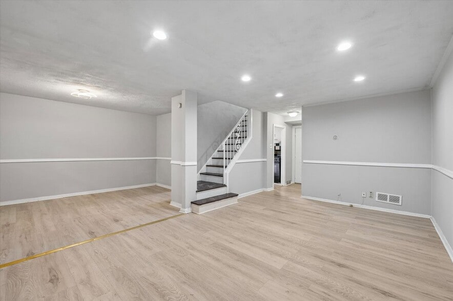 Building Photo - 2609 Kane St