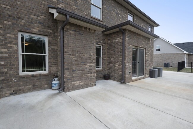 Building Photo - 514 Sapphire Dr