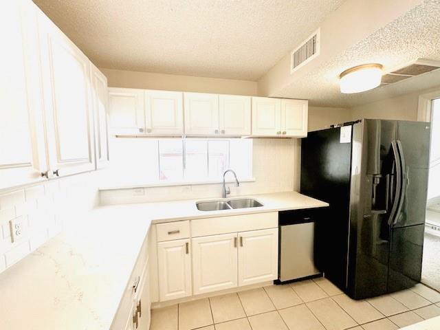 Building Photo - 3 Cedar Ln