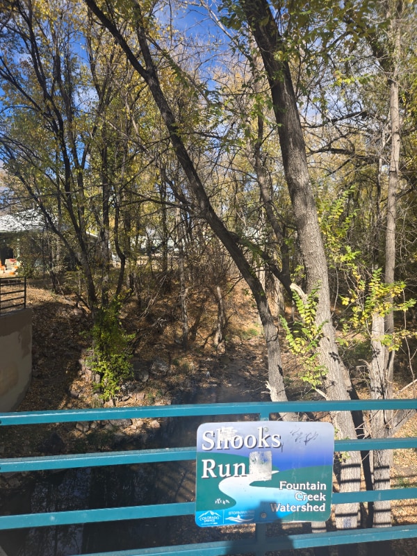 Building Photo - 630 E St Vrain St