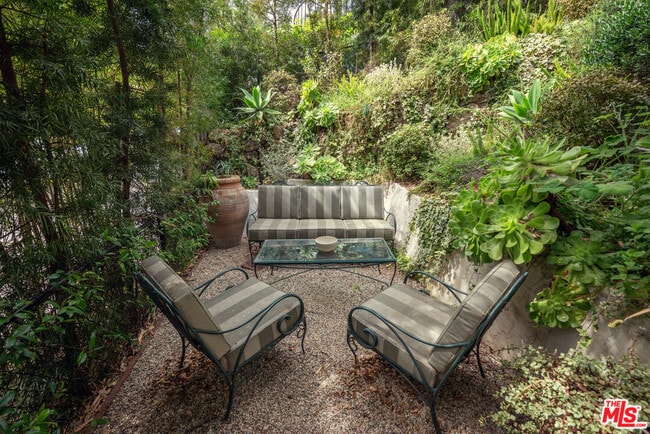 Building Photo - 8515 Ridpath Dr