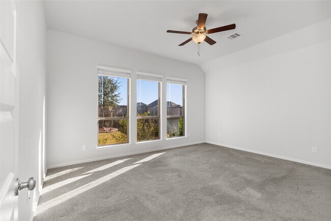 Building Photo - 5030 Morrison Dr