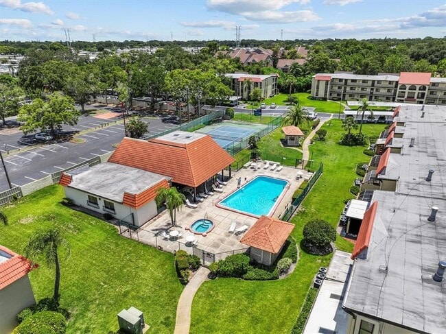 Building Photo - 2420 Winding Creek Blvd