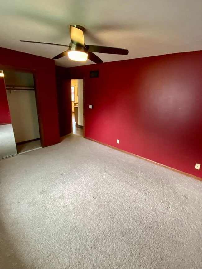 Building Photo - 2 bed 2 bath house in NW Lincoln