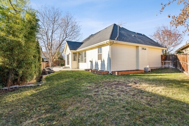 Building Photo - 1661 W Puzzle Crk Ct