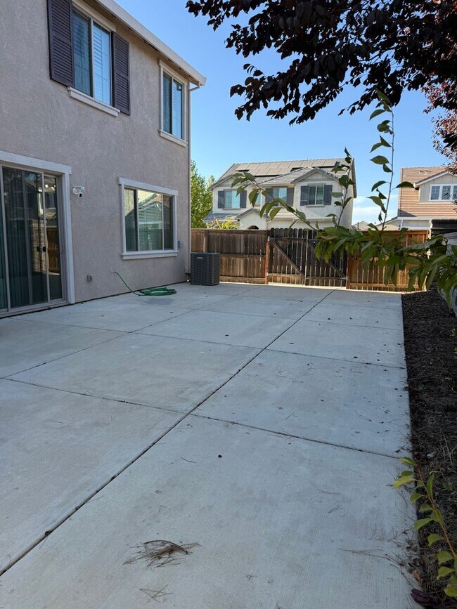 Building Photo - 3223 Le Bourget Ln