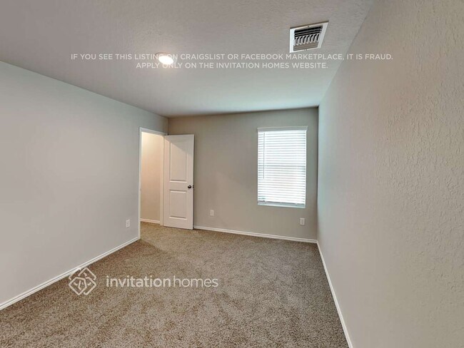 Building Photo - 7310 Adaja Riv