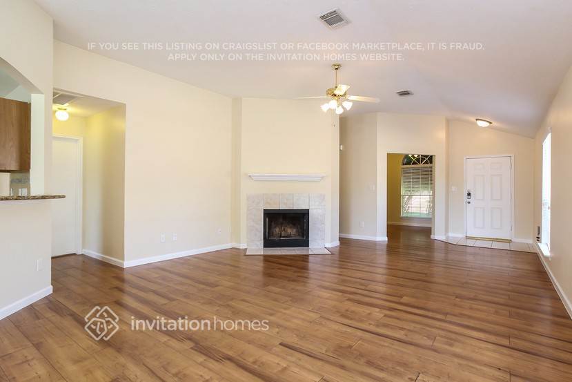 Building Photo - 10714 Estelle Cir