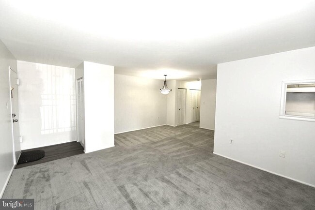 Building Photo - 11326 Cherry Hill Rd