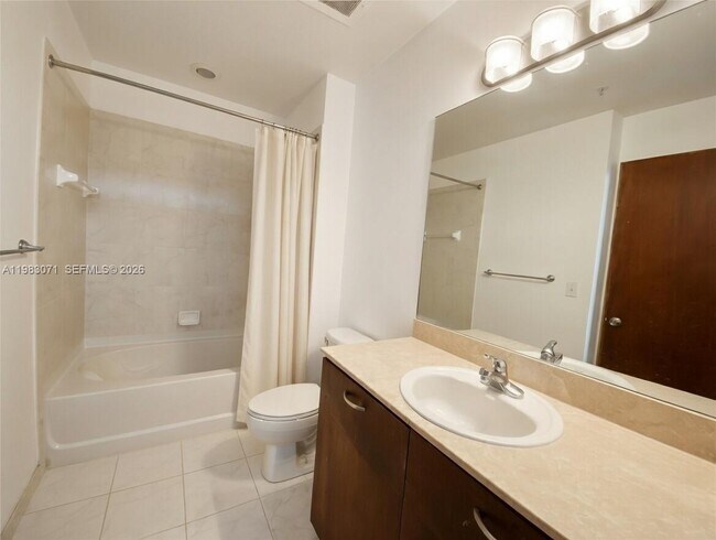 Building Photo - 2275 Biscayne Blvd