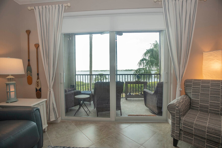 Building Photo - 1010 Tidewater Shores Loop