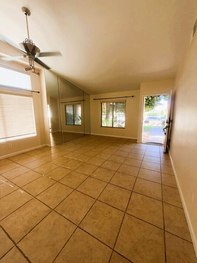 Building Photo - 3-Bedroom Home, Large Rear Yard! La Quinta, Long-term (1 Year) Rental