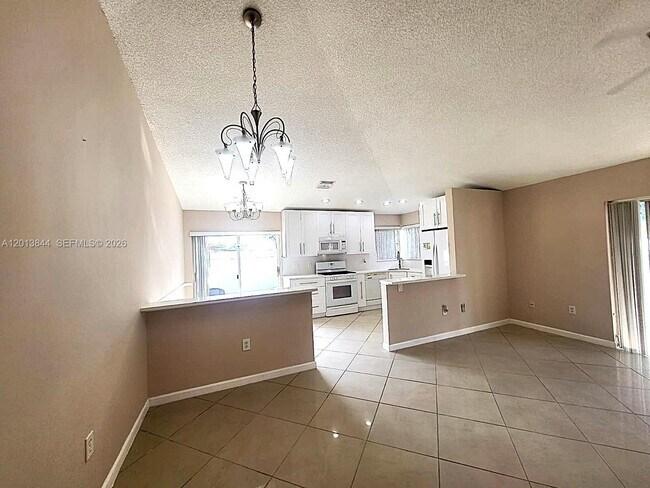 Building Photo - 13524 NW 5th Ct