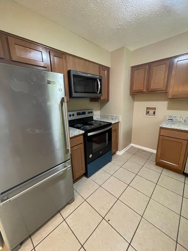 Building Photo - Brick Ranch