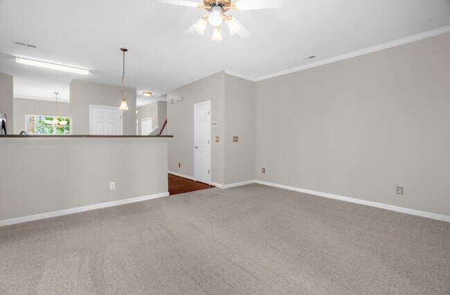 Building Photo - 202 Tallula Ln