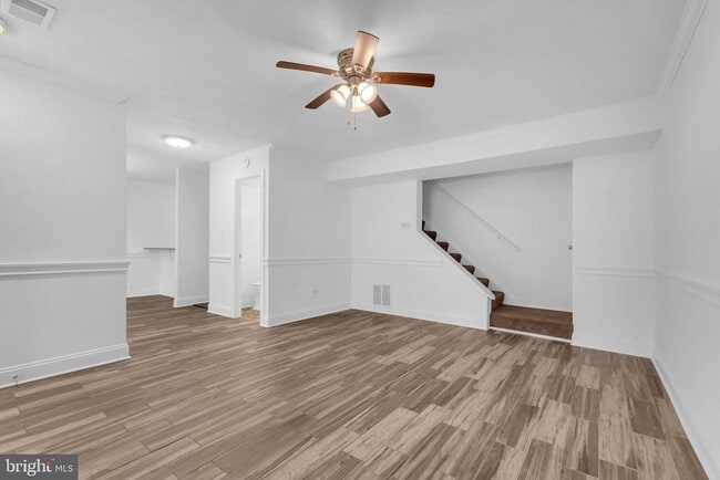 Building Photo - 90 Adams Dr NE