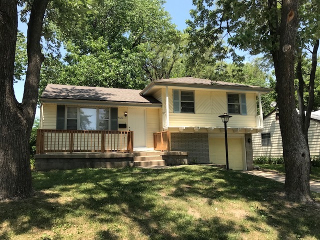 Primary Photo - Beautiful remodeled Home in Kansas City No...