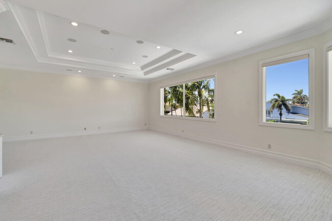 Building Photo - 953 Banyan Dr