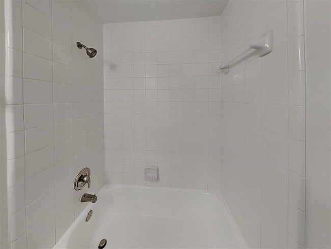 Building Photo - 26881 Monarch Manor Ln