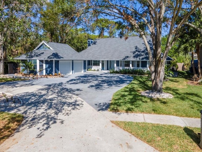 Building Photo - 4202 Deepwater Ln
