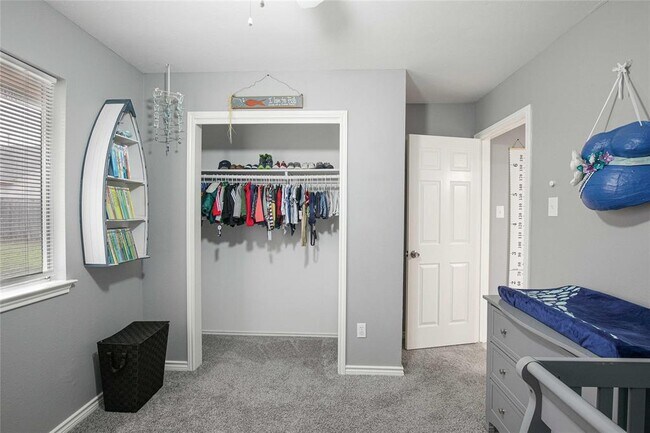 Building Photo - 1205 Ivybridge Dr