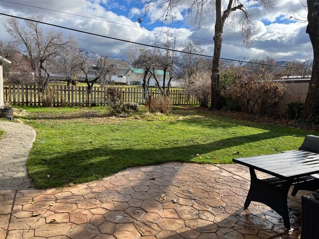 Building Photo - 2765 S Imperial St