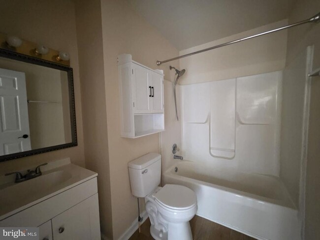 Building Photo - 1405 Bantry Ln