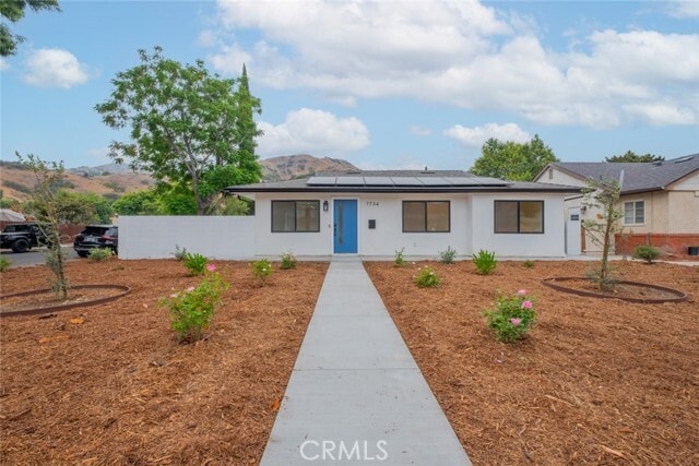 Primary Photo - 7734 N Glenoaks Blvd