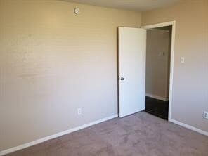 Building Photo - 2410 Morewood Dr