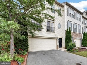 Building Photo - 1169 Carinoso Cir