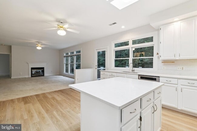 Building Photo - 4427 Brookside Dr