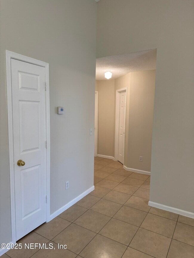 Building Photo - 84042 St James Ct