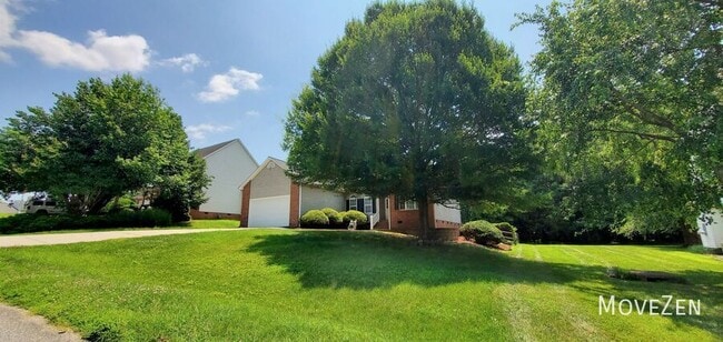 Building Photo - 4130 Birchgarden Dr