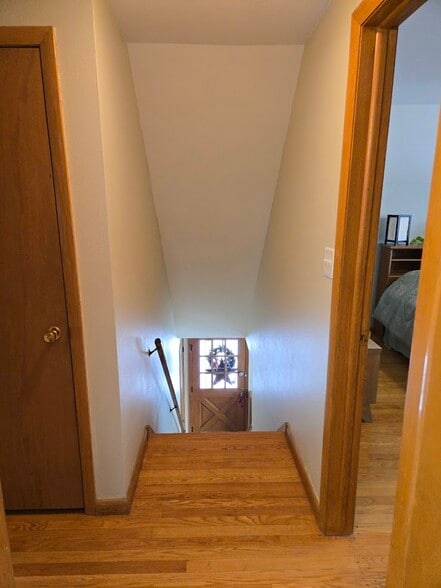 Stairs to upstirs bedroom, bath - 849 County Road K