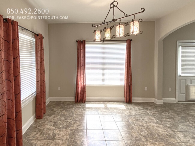 Building Photo - 609 Royal Troon Cir