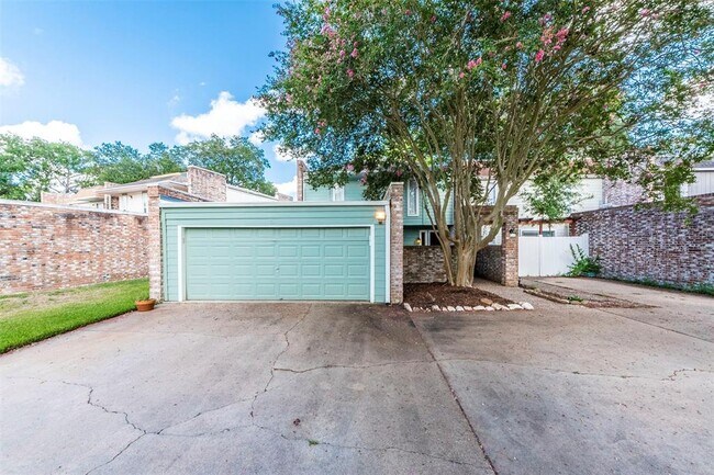 Building Photo - 5 Dorado Dr