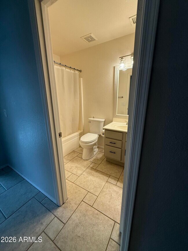 Building Photo - 1132 N Seton Ave