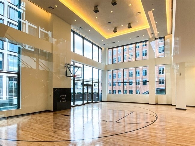 Building Photo - 133 Seaport Blvd