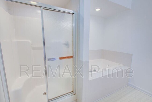Building Photo - 427 Las Gaviotas Blvd
