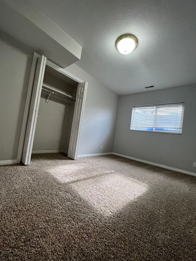 Building Photo - 14097 Mill Canyon Peak Dr