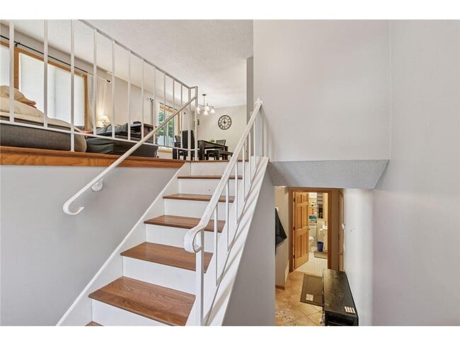 Building Photo - 2265 Oregon Ct